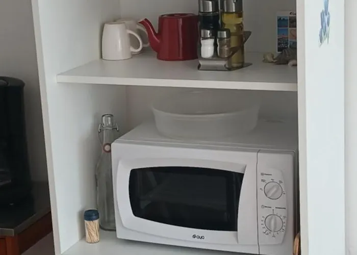 3 Personnes Renove Dans Calme ! Appartement *