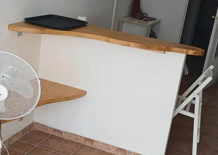 3 Personnes Renove Dans Calme ! Agde