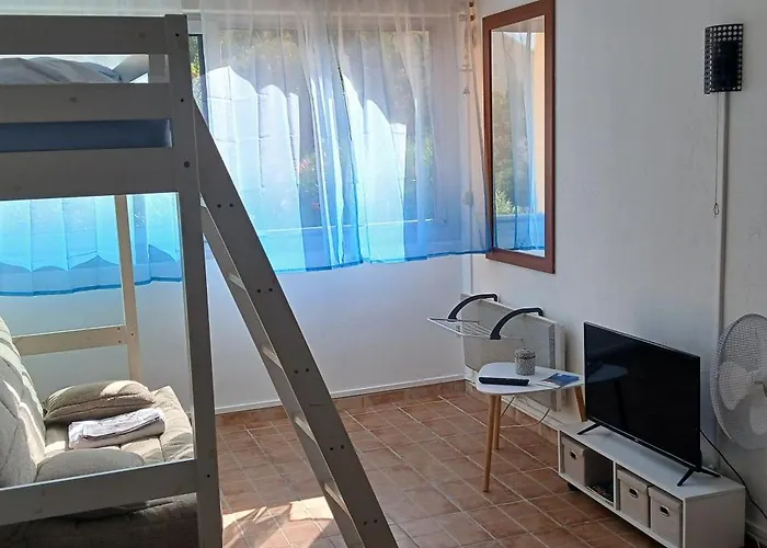 Appartement 3 Personnes Renove Dans Calme ! Agde
