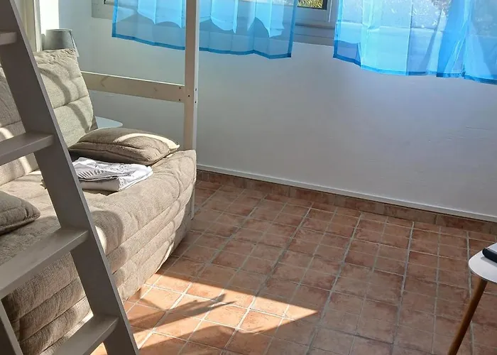 Appartement 3 Personnes Renove Dans Calme ! *